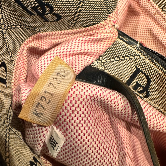 Dooney & bourke canvas and leather trim tote bag 14x9.5x7 - Picture 9 of 13